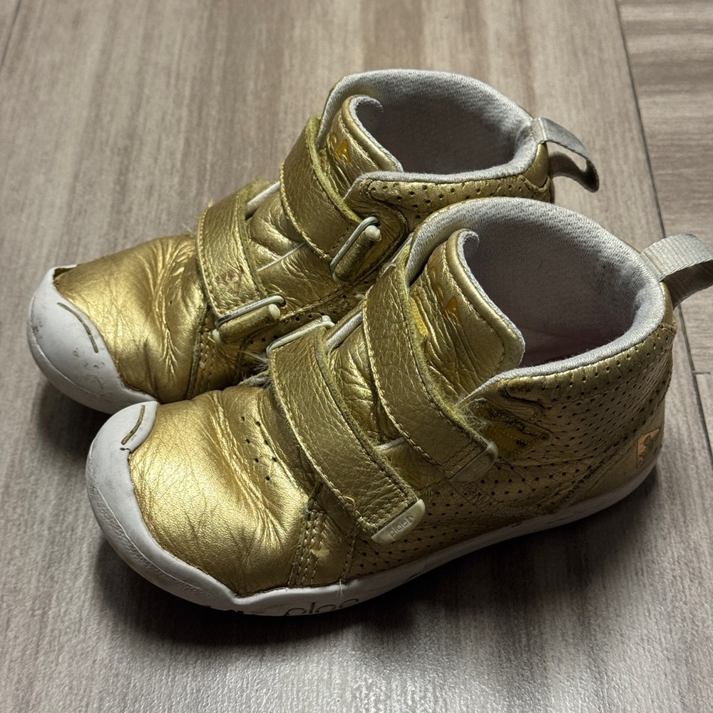 PLAE Kids Metallic Gold High-Top Velcro Sneakers